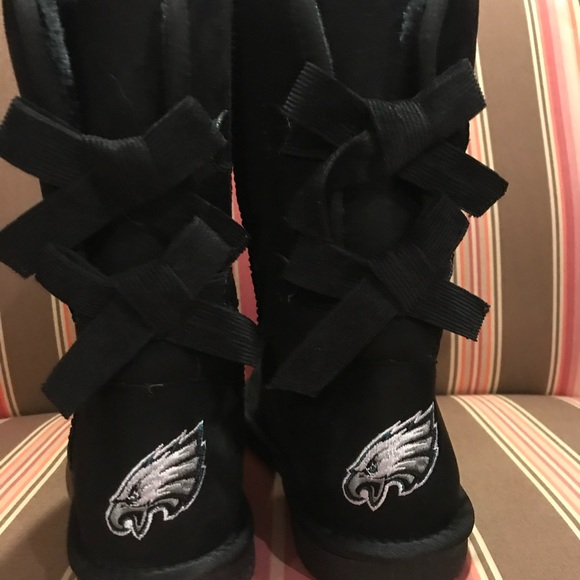 Eagles boots - Picture 2 of 2